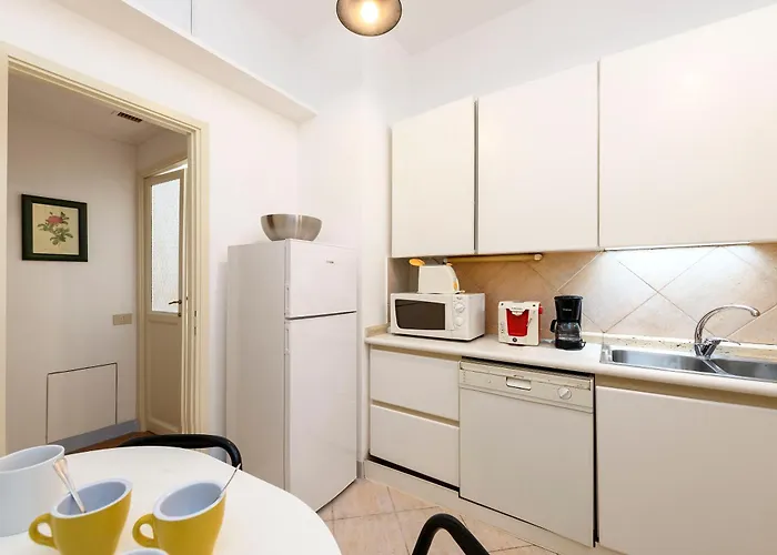 Cartari Deluxe Apartment *